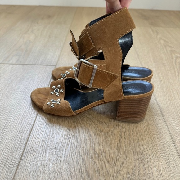 Rebecca Minkoff Sophia Suede Studded Flower Studded Block Heel Sandal - Picture 4 of 6